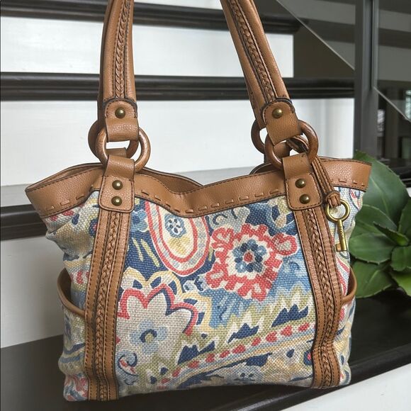 Fossil, genuine, leather, colorful canvas, shoulder handbag, purse, like new - Picture 4 of 11